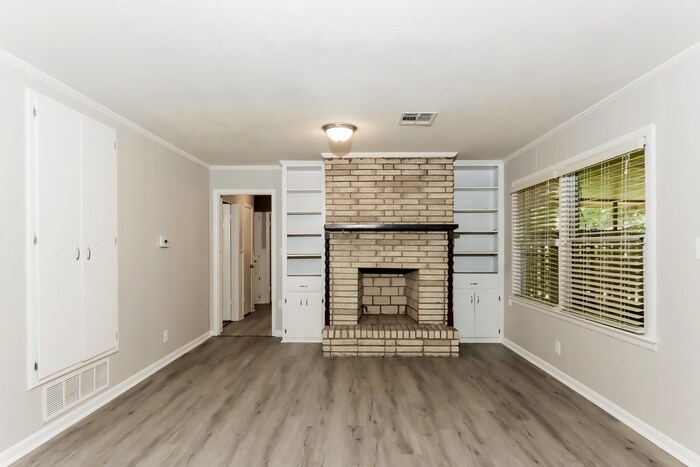 Building Photo - 1291 Huie St