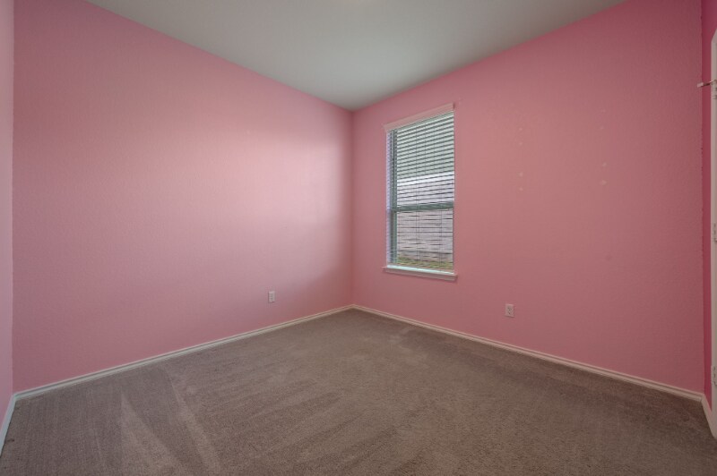 Building Photo - 241 Pivot Dr