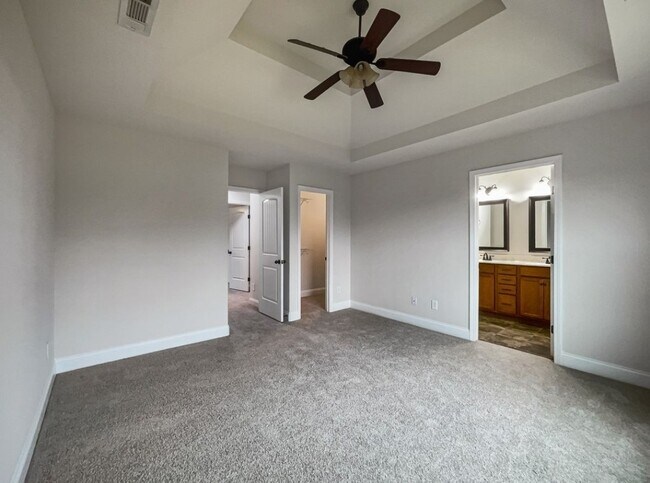 Building Photo - 1224 Meachem Dr