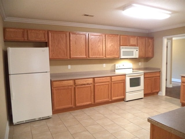 Building Photo - 927 Elsborn Ridge Rd