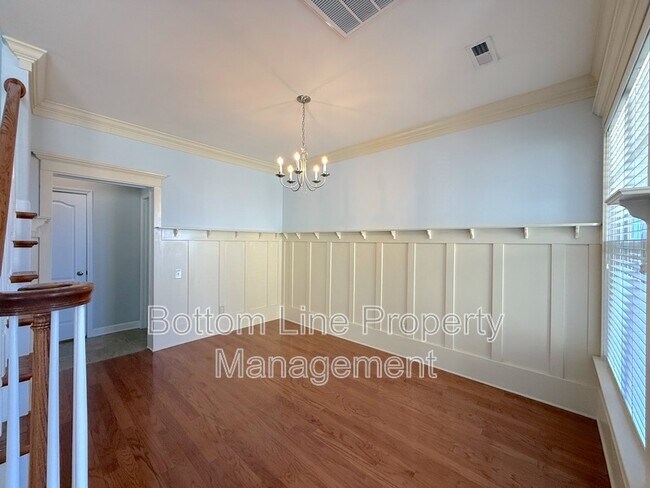 Building Photo - 2420 Early Flight Dr