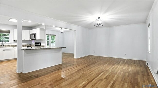 Building Photo - 2930 Brierwood Rd