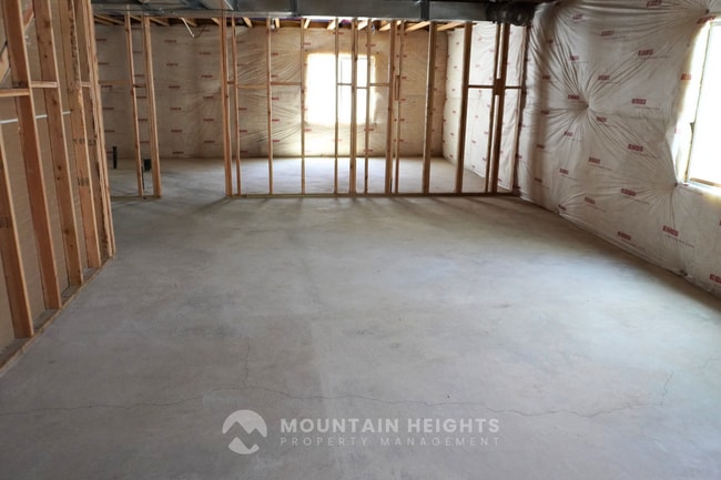 Building Photo - 3977 W Penstemon Wy