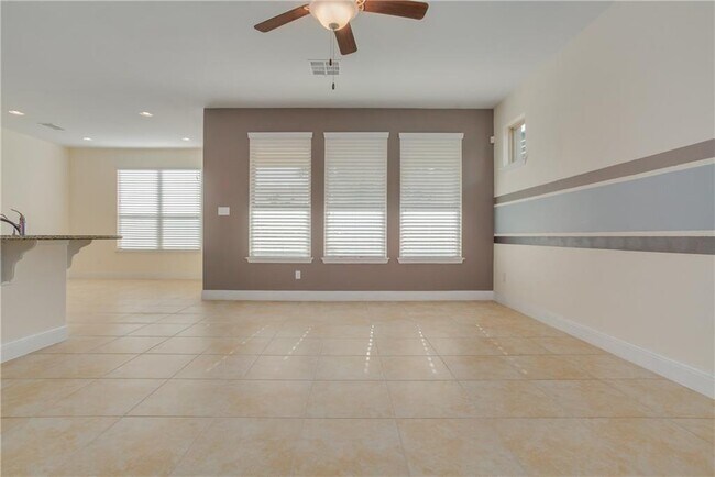 Building Photo - 3651 Sandy Brook Dr