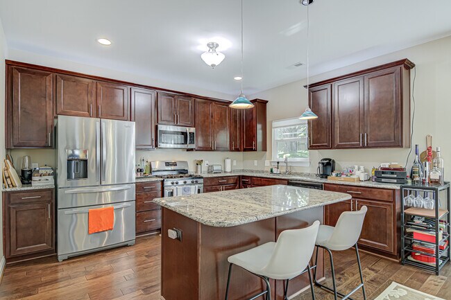 Building Photo - 1809 Castle Gate Ct