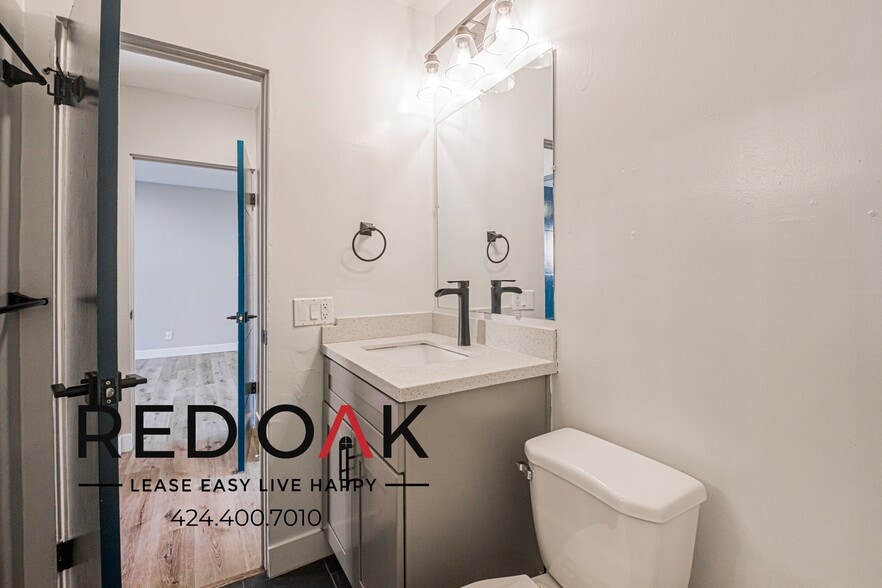 Building Photo - 3146 S Halm Ave