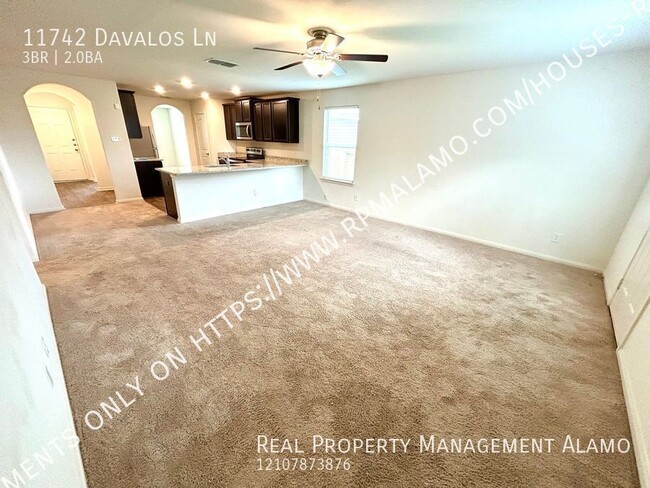 Building Photo - **MOVE-IN SPECIAL** MUST SEE! Beautiful 3-...