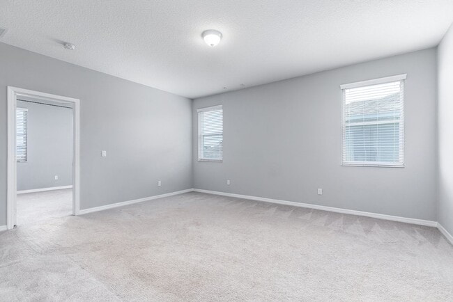 Building Photo - AMAZING 3/4 GORGEOUS HOME IN GATED COMMUNI...