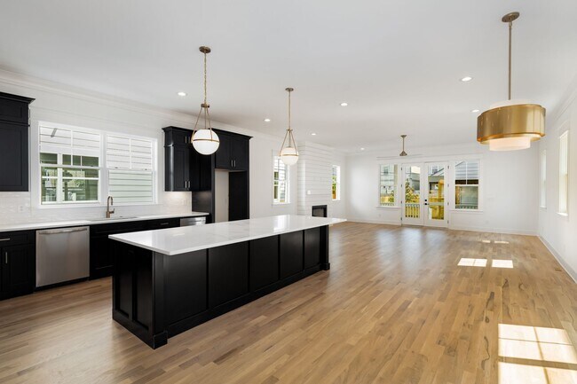 Building Photo - Beautiful home in The Nations!  4 bedrooms and 3 bathrooms in well sought after area.