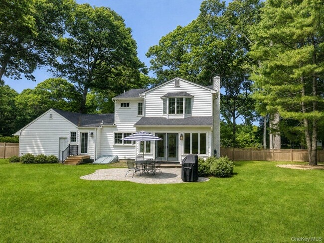 Building Photo - 610 Eastwood Dr