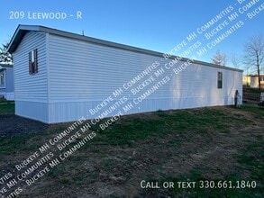 Building Photo - 209 Leewood-R