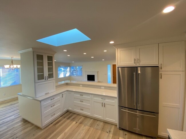 Building Photo - 856 Marino Pines Rd