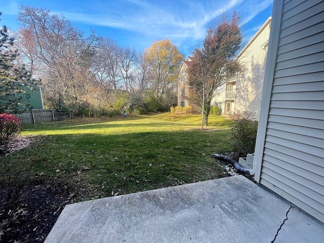 Building Photo - 310 Cunat Blvd