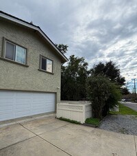 Building Photo - Bethany Beauty