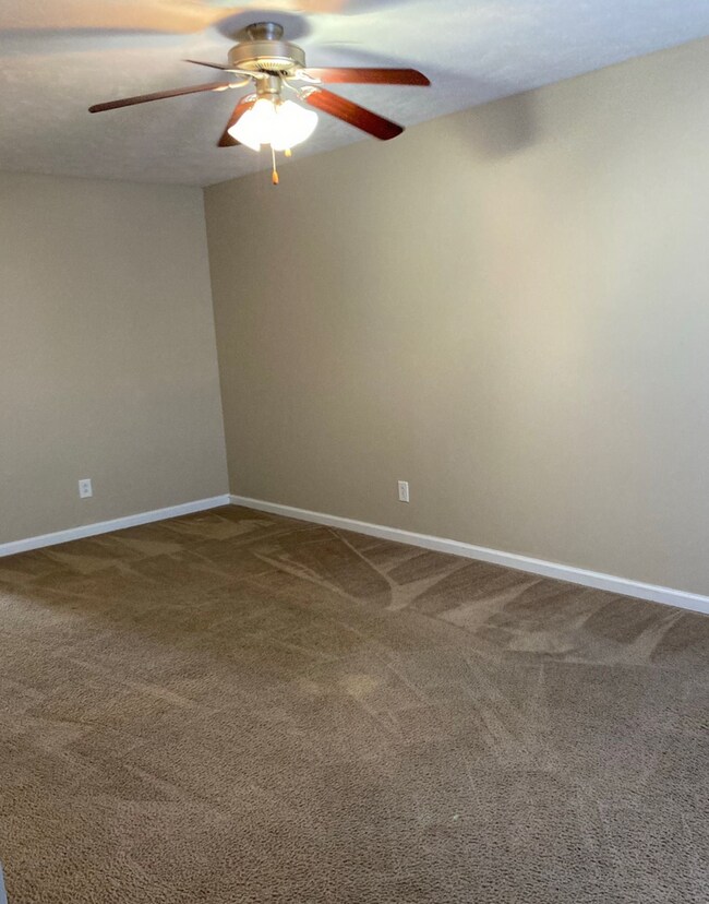 Building Photo - 784 Cherrybark Ln