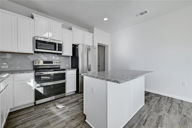 Building Photo - 9701 Grapevine Leaf Dr