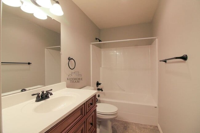 Building Photo - 526 N Grant St