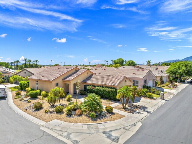 Building Photo - 44718 Alexandria Vale