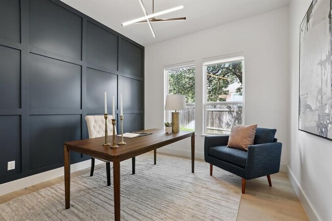 Building Photo - 4025 Lazy River Bend