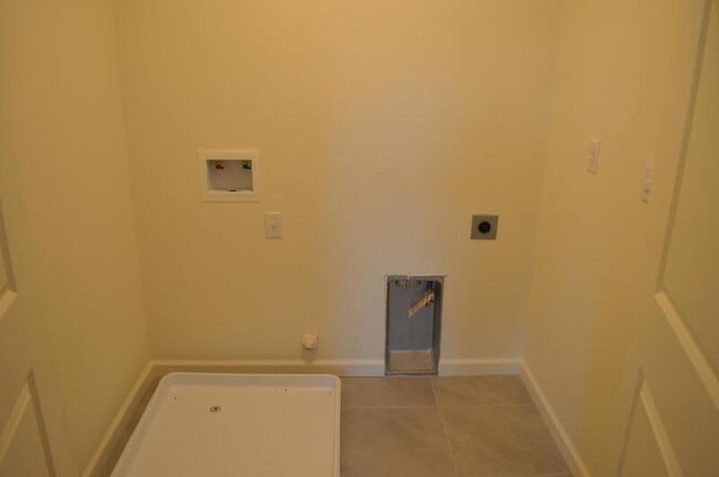 Building Photo - 263 Shafer Ave