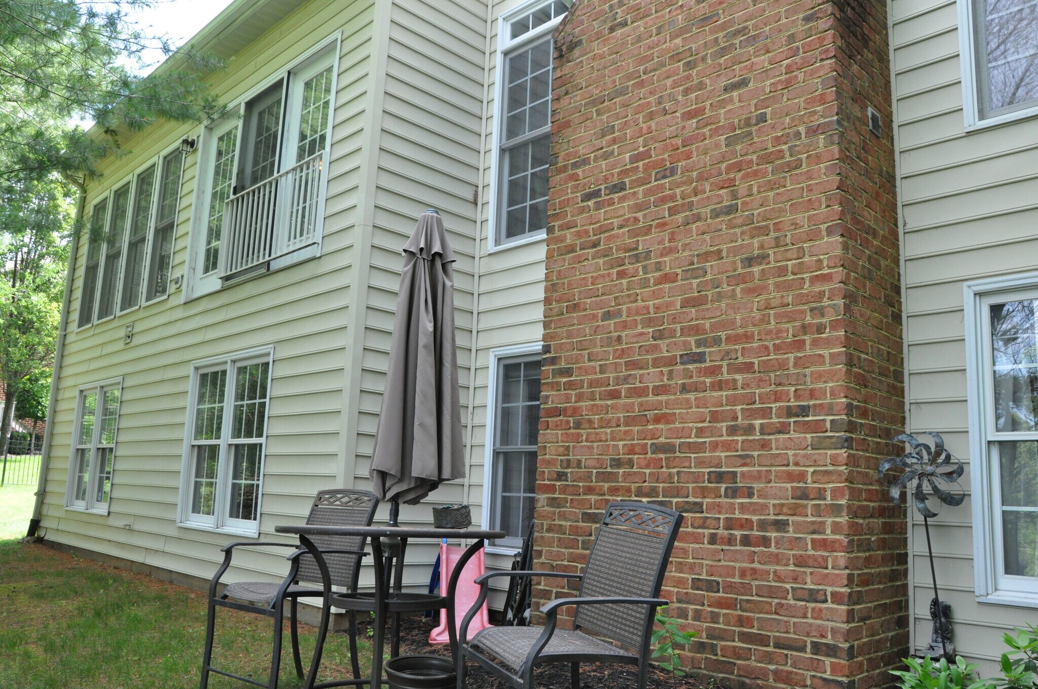 Building Photo - 208 Prettyman Dr