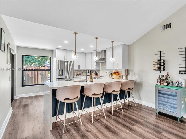 Building Photo - 2083 Augusta