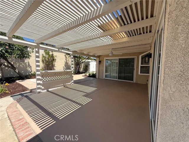 Building Photo - 860 Calle del Sol