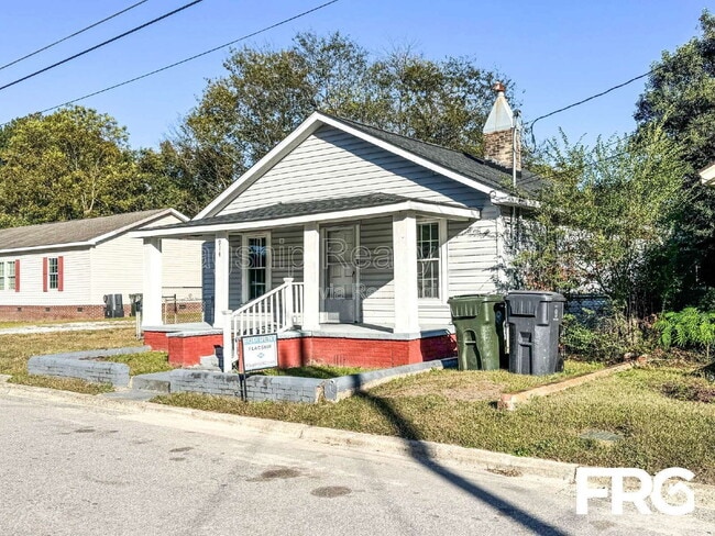 Building Photo - 914 Seaboard St