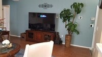 Building Photo - 7214 Edgewater Shores Ct