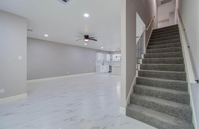 Building Photo - 12274 Wild Pine Dr