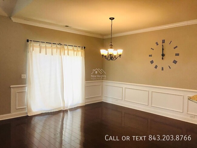 Building Photo - 3647 Bagley Dr
