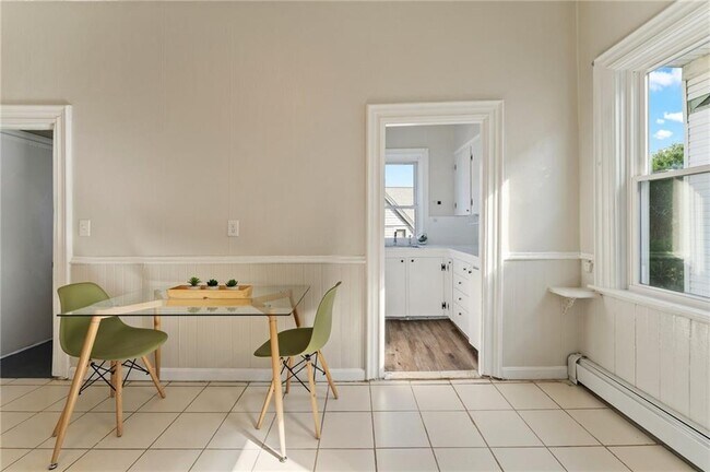 Building Photo - 1165 Chalkstone Ave