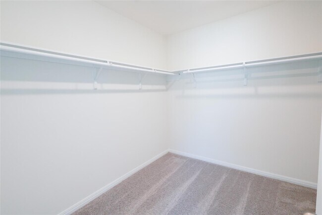 Building Photo - 9426 Castillo Ct