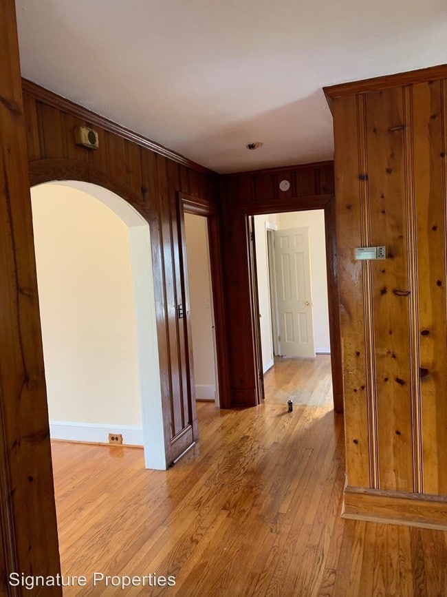 Building Photo - 2 br, 1 bath House - 2016 Love Shop Road