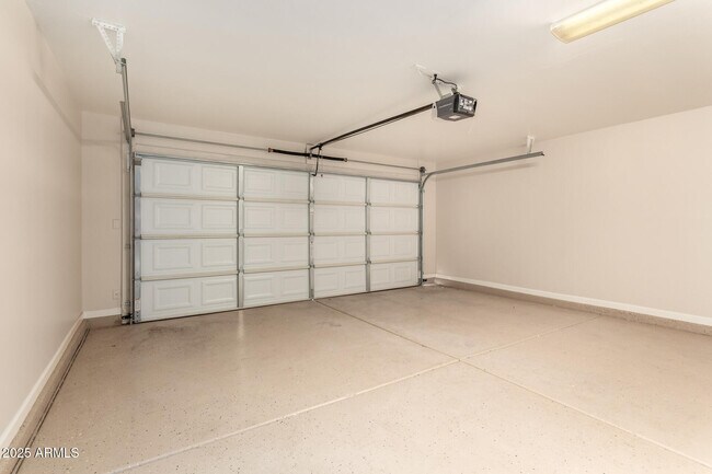 Building Photo - 1891 E Cowboy Cove Trail