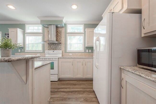 Building Photo - 20547 S Post Oak Blvd