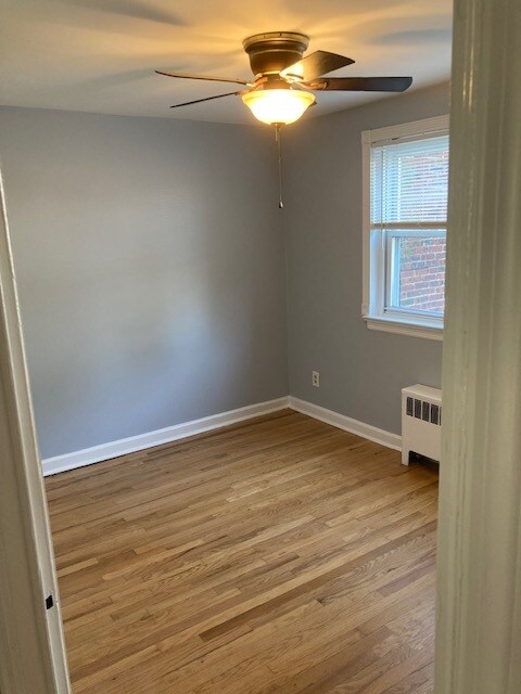 Building Photo - 55 Manor Dr