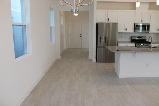 Building Photo - BRAND NEW 3 BEDROOM SINGLE FAMILY HOME IN ...