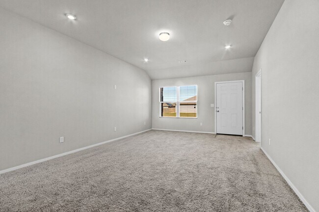 Building Photo - 801 Belhaven Rd
