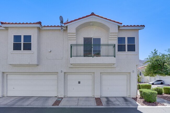 Building Photo - 2 BED 2 BATH CONDO READY FOR MOVE IN!