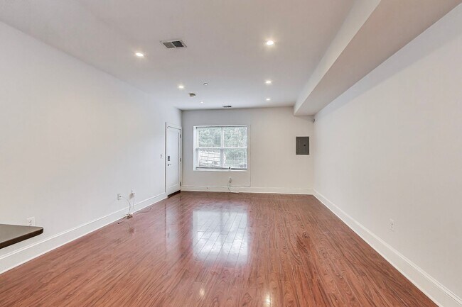 Building Photo - Welcome to Unit 202 at the Arboretum Condo...