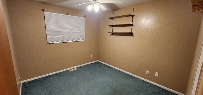 Building Photo - 123 49th Ave Ct