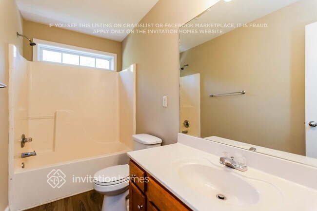 Building Photo - 143 Stonehenge Dr