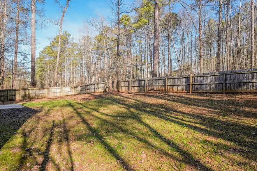 Building Photo - 4477 S River Cove