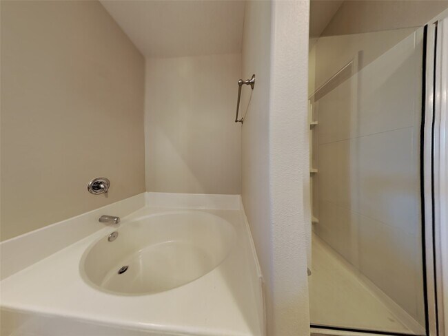 Building Photo - 12038 Powderhorn Ln