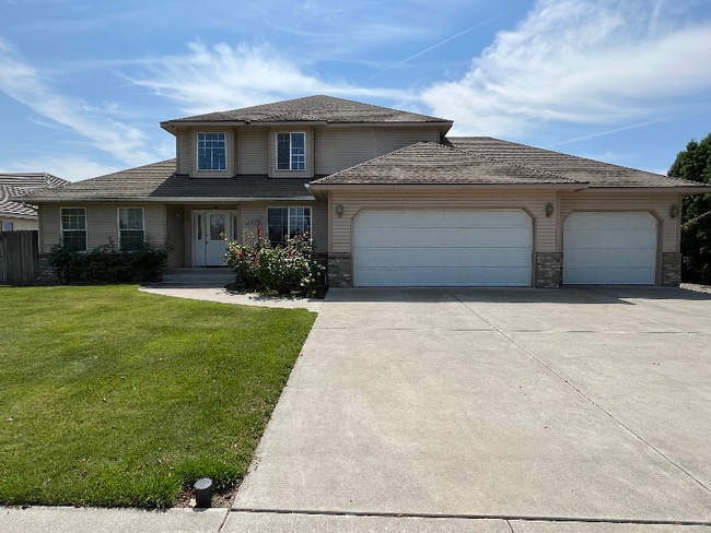 Building Photo - 4812 Desert Plateau Dr