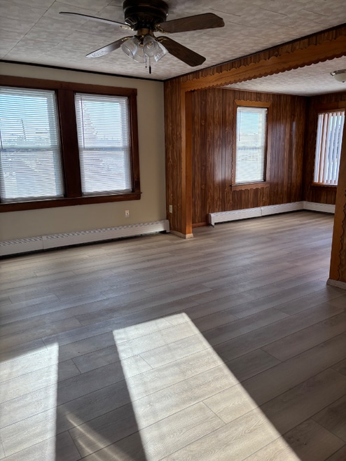 Building Photo - 1563 Cove Rd