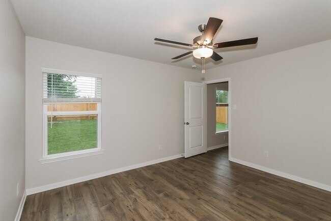 Building Photo - 424 San Miguel Crk Dr