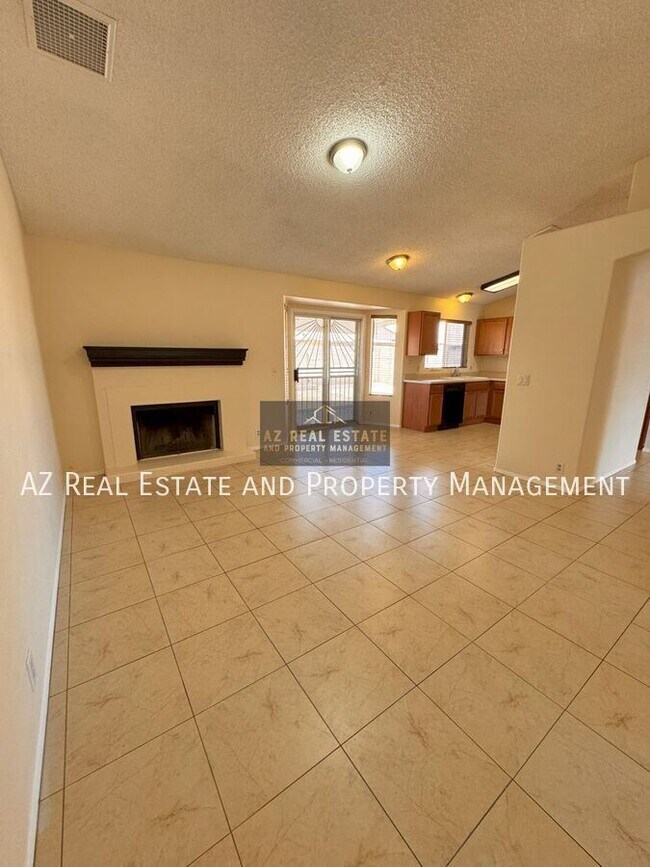 Building Photo - 8528 W Pershing Ave