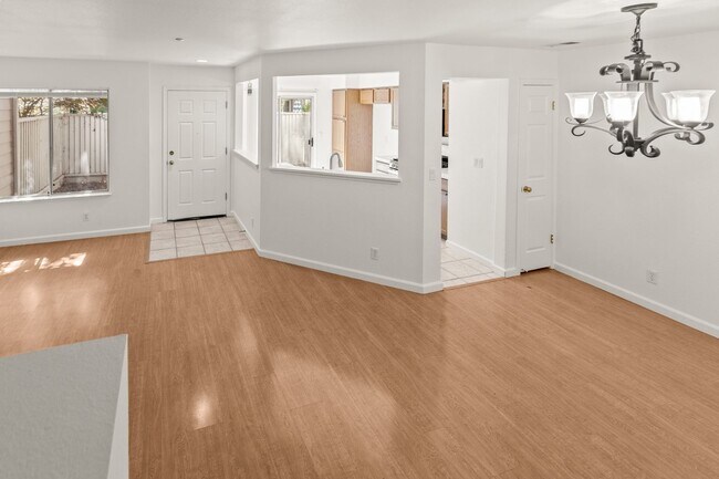 Building Photo - 6125 Lambeck Ln